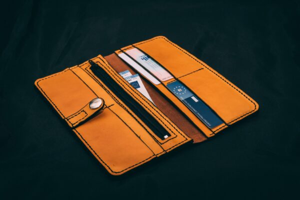 dámska kožená peňaženka žltá veľká na zips dlhá, koža, koženná, leather, bereta, martin, kožiar, liptov, slovensko, handmade, ručne robený, vyrábaný, šitý, šitý, robená, vyrábaná, peniaze, karty, zips, bankovky, mince, doklady
