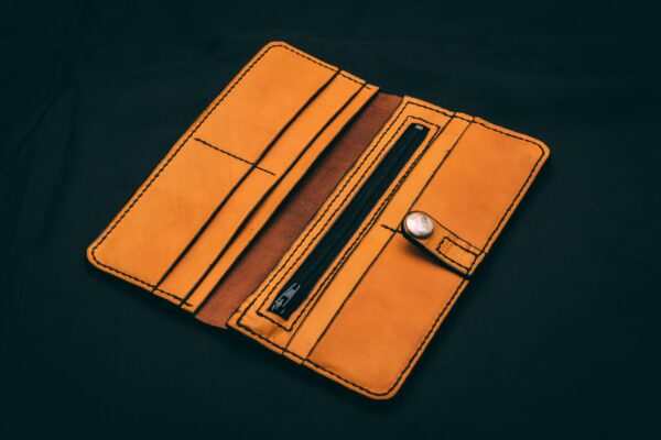 dámska kožená peňaženka žltá veľká na zips dlhá, koža, koženná, leather, bereta, martin, kožiar, liptov, slovensko, handmade, ručne robený, vyrábaný, šitý, šitý, robená, vyrábaná, peniaze, karty, zips, bankovky, mince, doklady